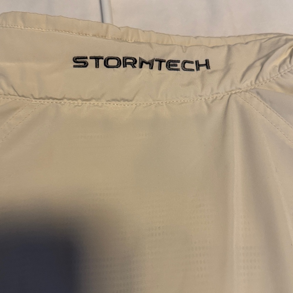 Stormtech Beige Jacket with Mesh Lining - Picture 7 of 7